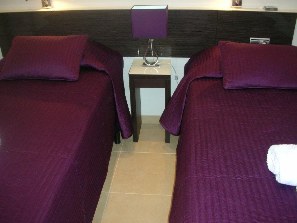 Skol apartments, Marbella - apartment 811A -  Bedroom set up as 2 singles